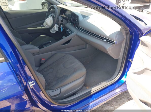 KMHLL4DG2RU686711 2024 HYUNDAI ELANTRA Blue Front interior view