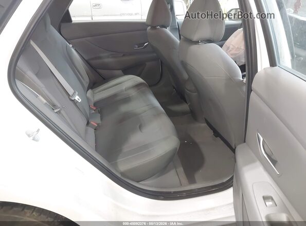 KMHLL4DG2SU876899 2025 HYUNDAI ELANTRA White VIN կոդի պիտակի տեսք