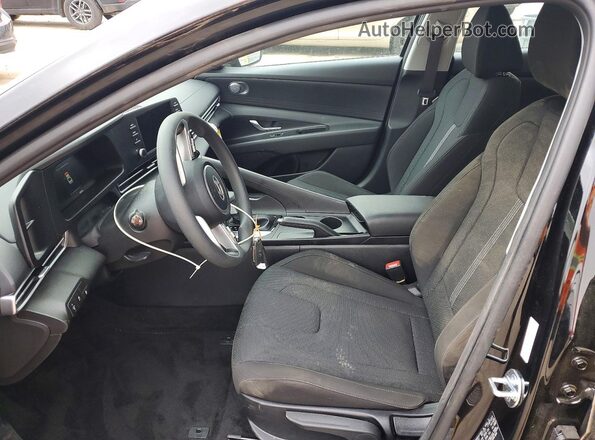 KMHLL4DG2TU116246 2026 HYUNDAI ELANTRA Черный Вид салона спереди