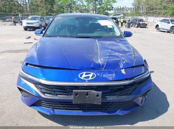 KMHLL4DG3RU781701 2024 HYUNDAI ELANTRA Blue Widok z przodu