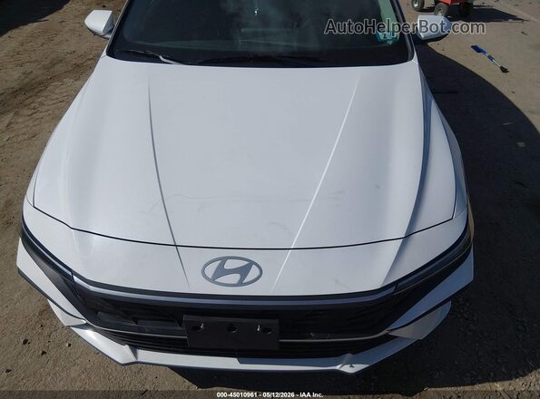KMHLL4DG4RU779746 2024 HYUNDAI ELANTRA White 
