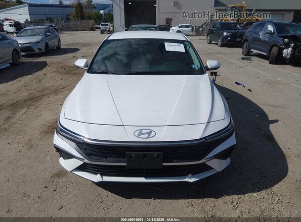 KMHLL4DG4RU779746 2024 HYUNDAI ELANTRA White 