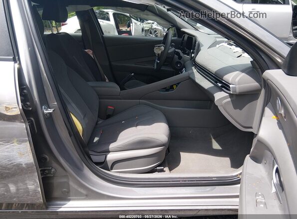 KMHLL4DGXRU741843 2024 HYUNDAI ELANTRA Silver Vista interior delantera