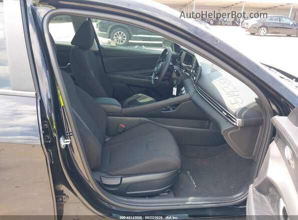 KMHLL4DGXSU061379 2025 HYUNDAI ELANTRA Black Вид салону спереду