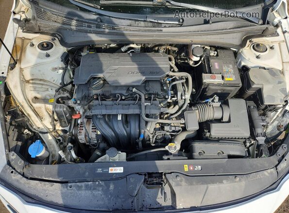 KMHLM4AG3MU166317 2021 HYUNDAI ELANTRA White 