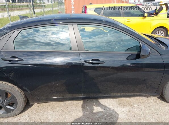 KMHLM4AG3PU623504 2023 HYUNDAI ELANTRA Black Widok wnętrza z tyłu