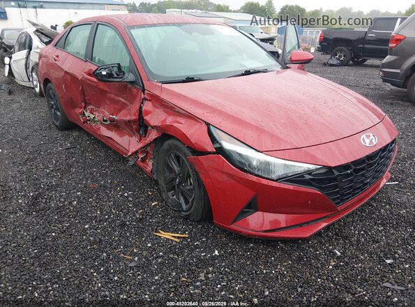 KMHLM4AG9PU522239 2023 HYUNDAI ELANTRA Red Widok z przodu