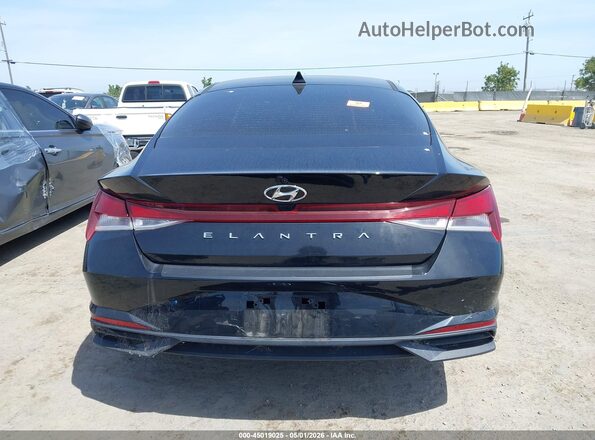 KMHLM4AGXPU448832 2023 HYUNDAI ELANTRA Черный 
