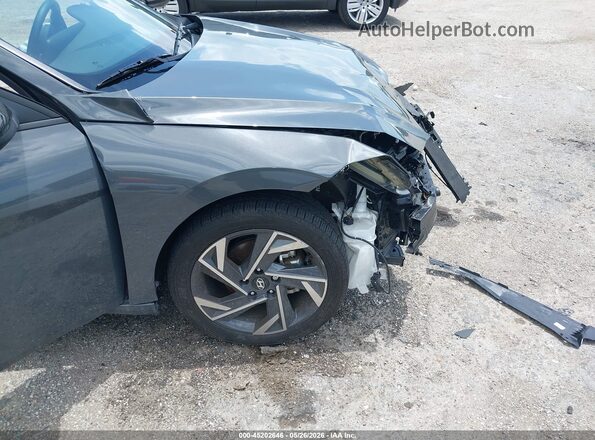 KMHLM4DG3SU957486 2025 HYUNDAI ELANTRA Gray Front view