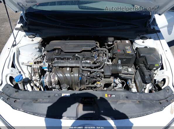 KMHLM4DG9SU046871 2025 HYUNDAI ELANTRA White Вид ззаду
