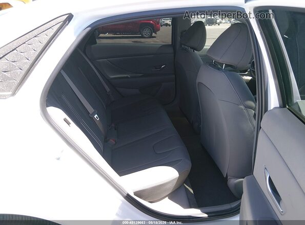 KMHLM4DG9SU046871 2025 HYUNDAI ELANTRA White Вид наклейки з VIN-кодом