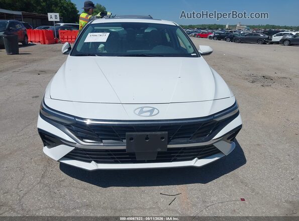 KMHLP4DG3SU033167 2025 HYUNDAI ELANTRA White ხელსაწყოთა პანელის ხედი
