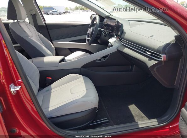 KMHLP4DG4SU065285 2025 HYUNDAI ELANTRA Red Widok wnętrza z przodu