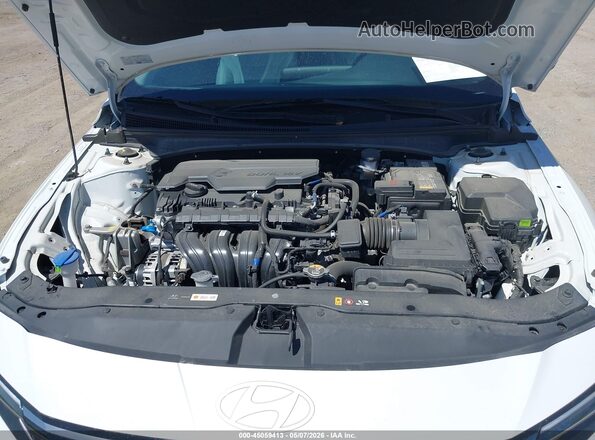 KMHLP4DG4SU932152 2025 HYUNDAI ELANTRA White 