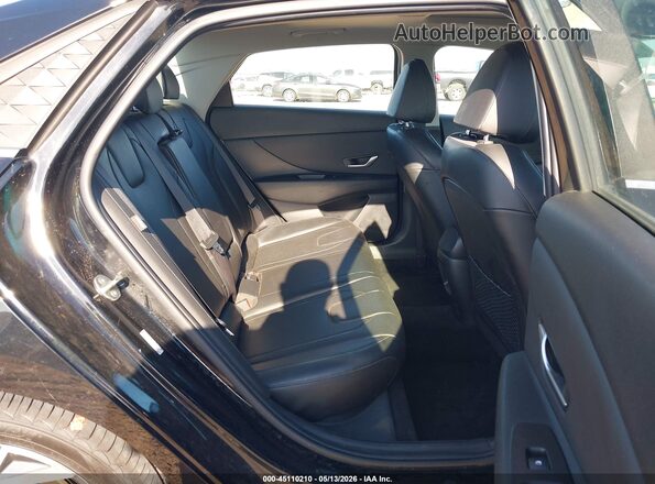 KMHLP4DGXRU704246 2024 HYUNDAI ELANTRA Black VIN კოდის სტიკერის ხედი
