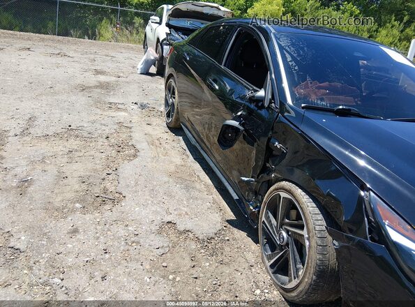 KMHLR4AF2PU625205 2023 HYUNDAI ELANTRA Black Widok z przodu