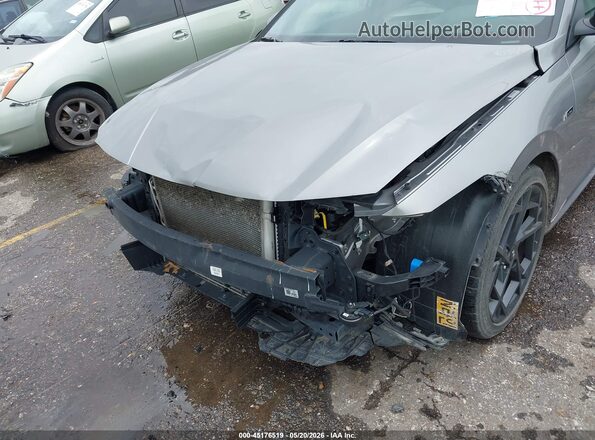 KMHLR4DF6RU823025 2024 HYUNDAI ELANTRA Серебряный Вид спереди