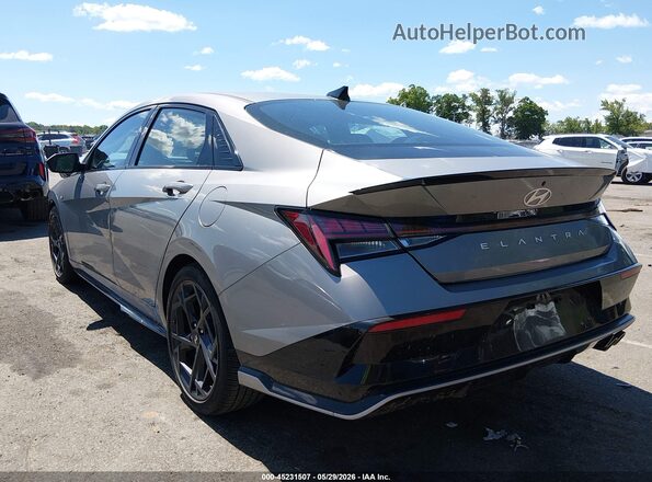 KMHLR4DF8RU714744 2024 HYUNDAI ELANTRA Серебряный Задняя левая четверть