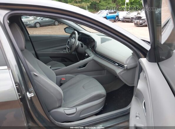KMHLS4DG0RU686483 2024 HYUNDAI ELANTRA Black წინა სალონის ხედი
