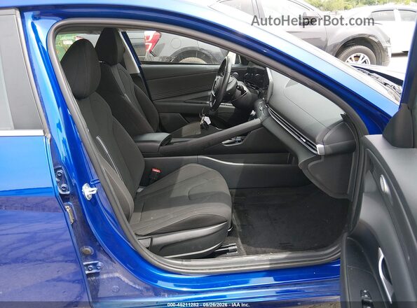 KMHLS4DG8SU881074 2025 HYUNDAI ELANTRA Blue Սալոնի դիմացի տեսք