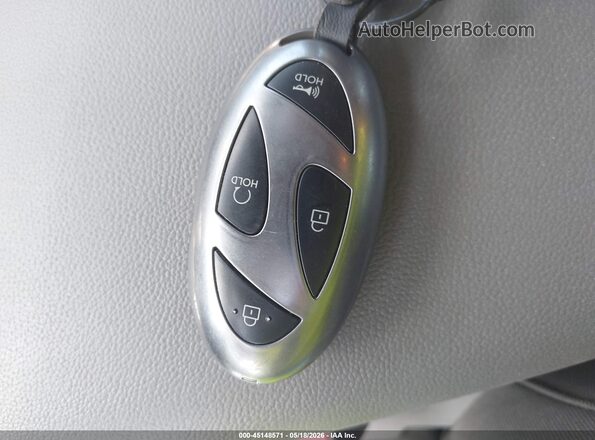 KMHLS4DGXSU029549 2025 HYUNDAI ELANTRA Серебряный Вид панели приборов