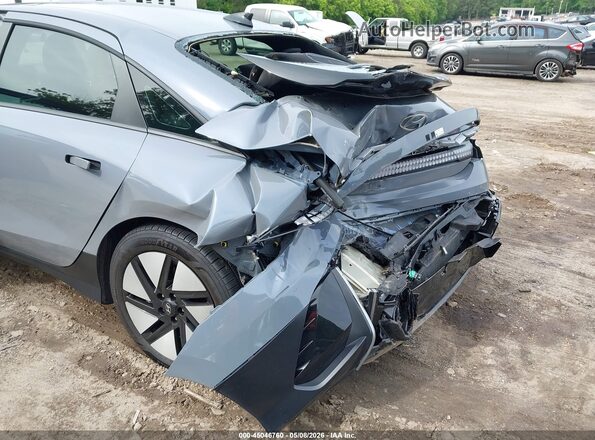 KMHM24AA4SA105322 2025 HYUNDAI IONIQ 6 Blue Вид спереду