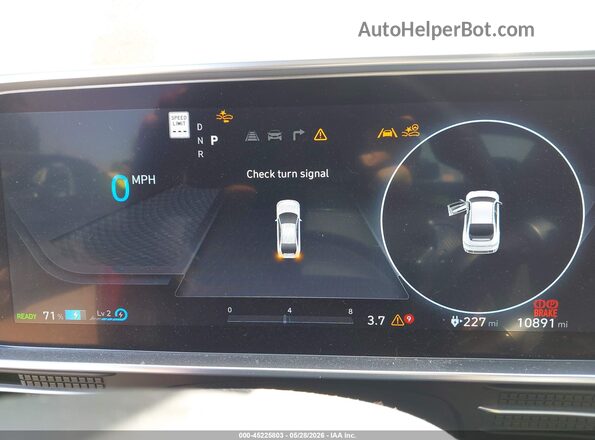 KMHM34AAXSA093173 2025 HYUNDAI IONIQ 6 Red Հետևի նստատեղերի տեսք