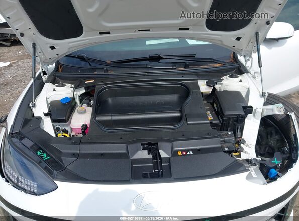KMHM34AC0PA044198 2023 HYUNDAI IONIQ 6 White Հետևի տեսք