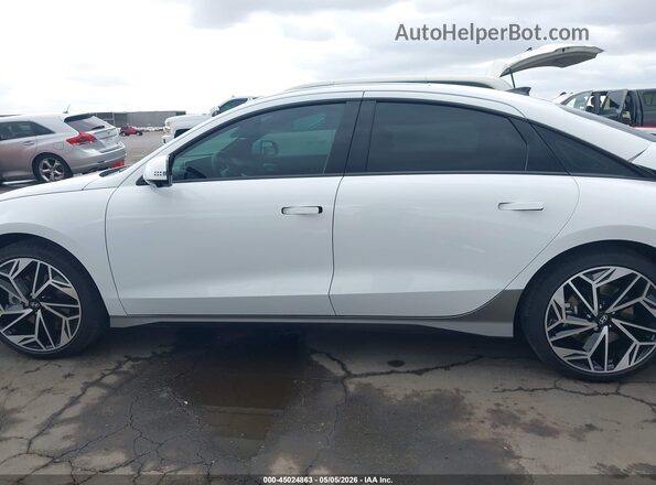 KMHM54AA6SA098946 2025 HYUNDAI IONIQ 6 White 360 interior view