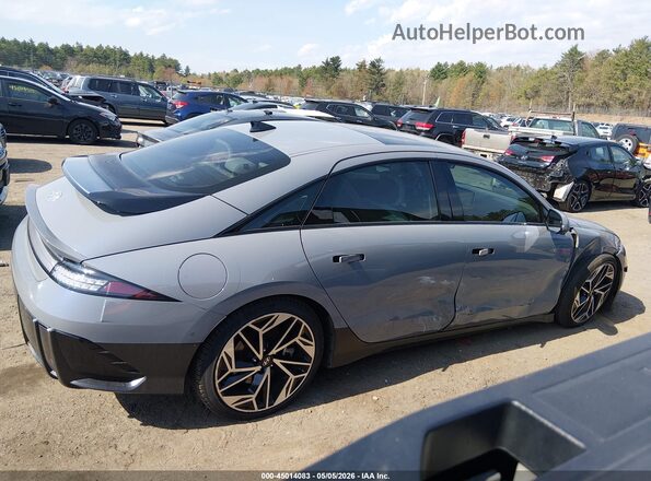 KMHM54AC5SA089897 2025 HYUNDAI IONIQ 6 Gray Rear interior view
