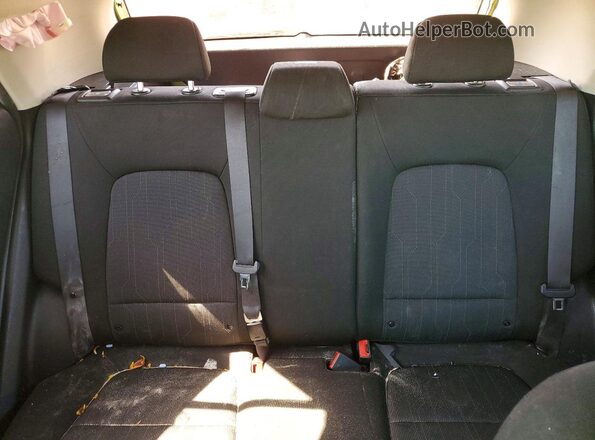 KMHRB8A34LU024674 2020 HYUNDAI VENUE Green 