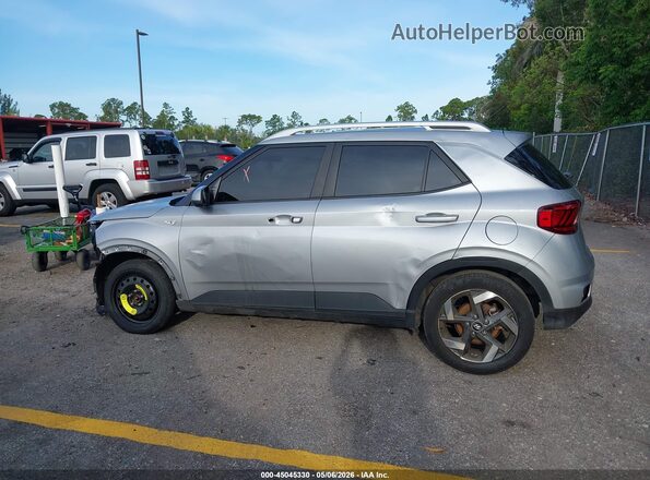 KMHRC8A31PU219988 2023 HYUNDAI VENUE Silver 