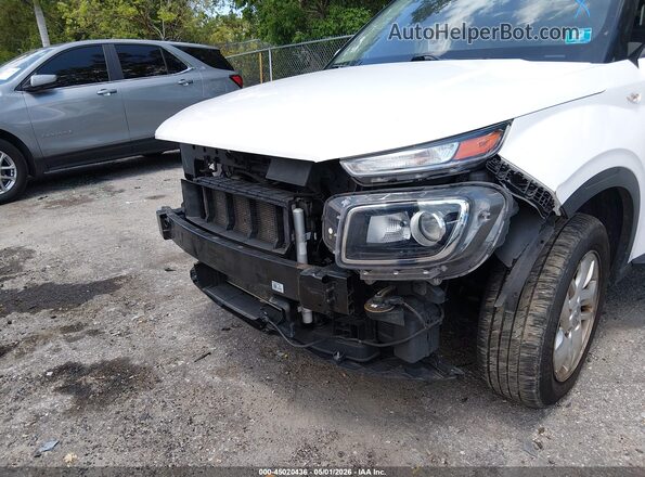 KMHRC8A34LU043612 2020 HYUNDAI VENUE White Widok z przodu
