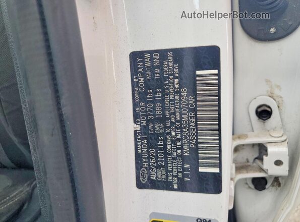 KMHRC8A35MU070948 2021 HYUNDAI VENUE White Շարժիչի բաժամունքի տեսք