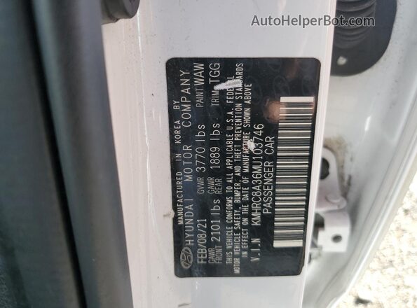 KMHRC8A36MU103746 2021 HYUNDAI VENUE White Widok naklejki z numerem VIN