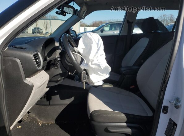 KMHRC8A36MU103746 2021 HYUNDAI VENUE White Widok wnętrza z przodu
