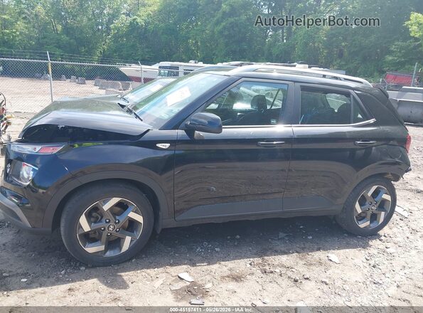 KMHRC8A37MU097472 2021 HYUNDAI VENUE Black Widok zestawu wskaźników
