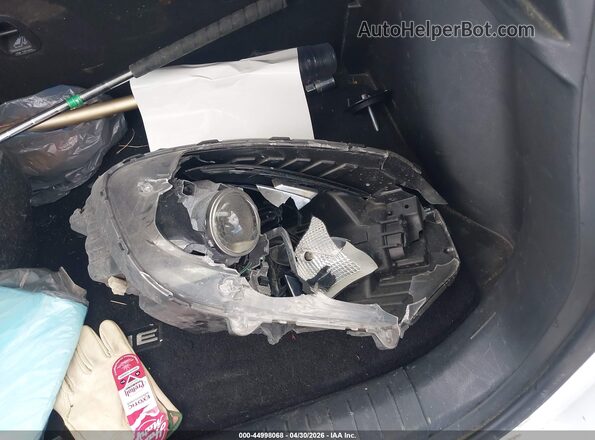 KMHRC8A38LU013982 2020 HYUNDAI VENUE White Widok zestawu wskaźników
