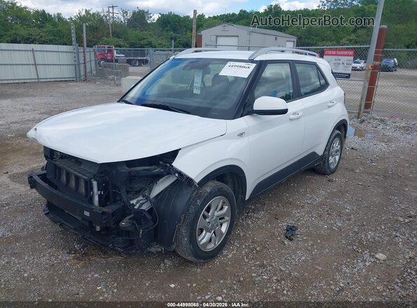 KMHRC8A38LU013982 2020 HYUNDAI VENUE White Przód lewy