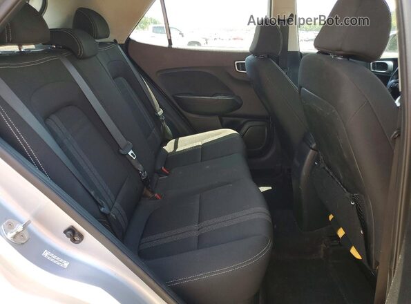 KMHRC8A38NU200058 2022 HYUNDAI VENUE Silver 