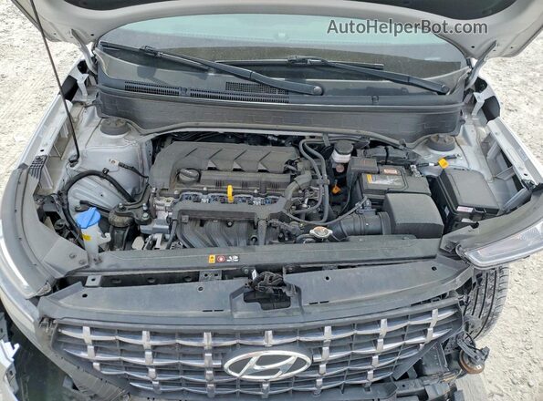 KMHRC8A38PU261560 2023 HYUNDAI VENUE Silver Rear interior view