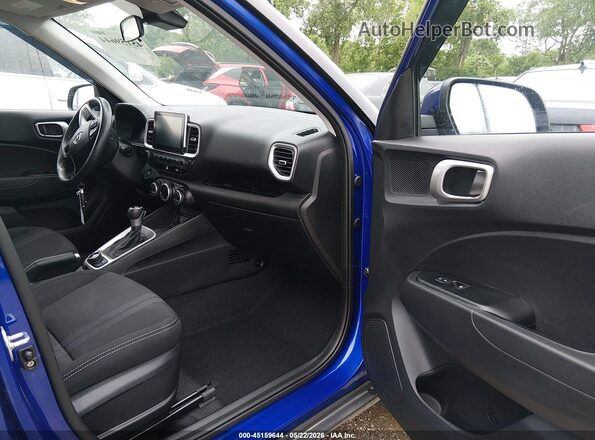 KMHRC8A38TU435783 2026 HYUNDAI VENUE Blue Вид салону спереду