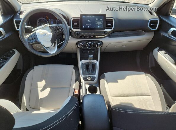 KMHRC8A39LU046991 2020 HYUNDAI VENUE Silver 