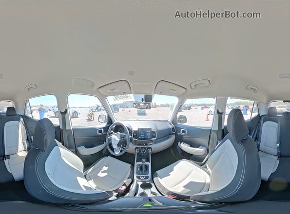 KMHRC8A39LU046991 2020 HYUNDAI VENUE Silver 