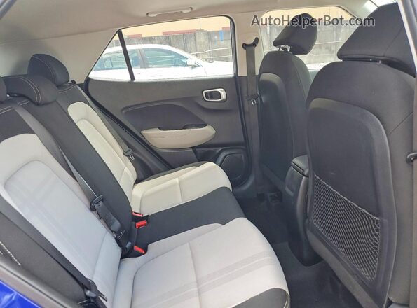 KMHRC8A39MU118094 2021 HYUNDAI VENUE Blue 
