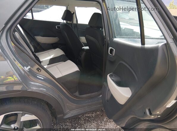 KMHRC8A39TU459123 2026 HYUNDAI VENUE Gray VIN კოდის სტიკერის ხედი