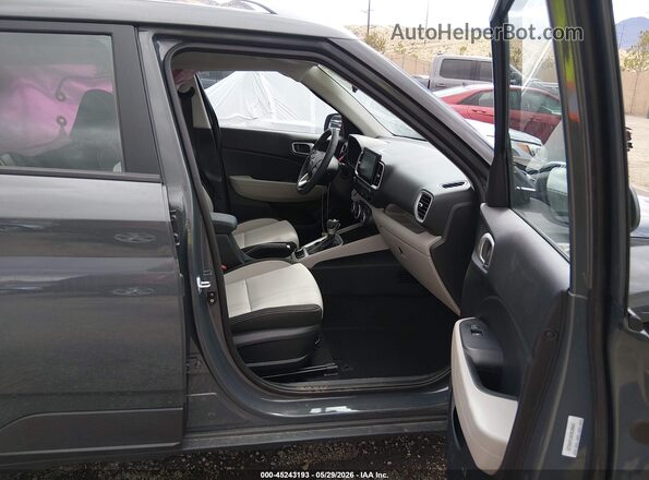 KMHRC8A39TU459123 2026 HYUNDAI VENUE Gray წინა სალონის ხედი