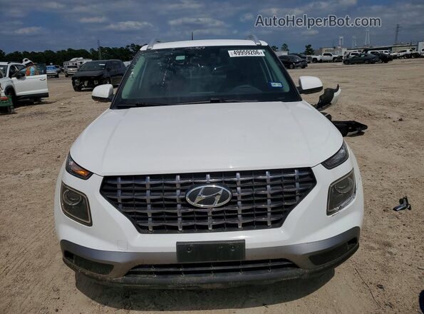KMHRC8A3XRU329084 2024 HYUNDAI VENUE White Widok z przodu