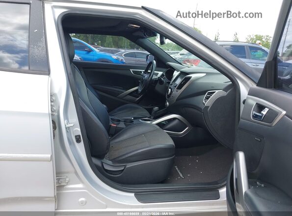 KMHTC6AD1GU258325 2016 HYUNDAI VELOSTER Silver 