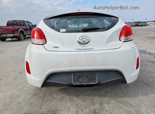 KMHTC6AD2HU305492 2017 HYUNDAI VELOSTER Белый Вид сзади
